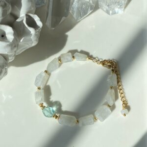 Bracelet LUNA Labradorite blanche/Jade bleue - Clarté, stabilité, paix intérieure